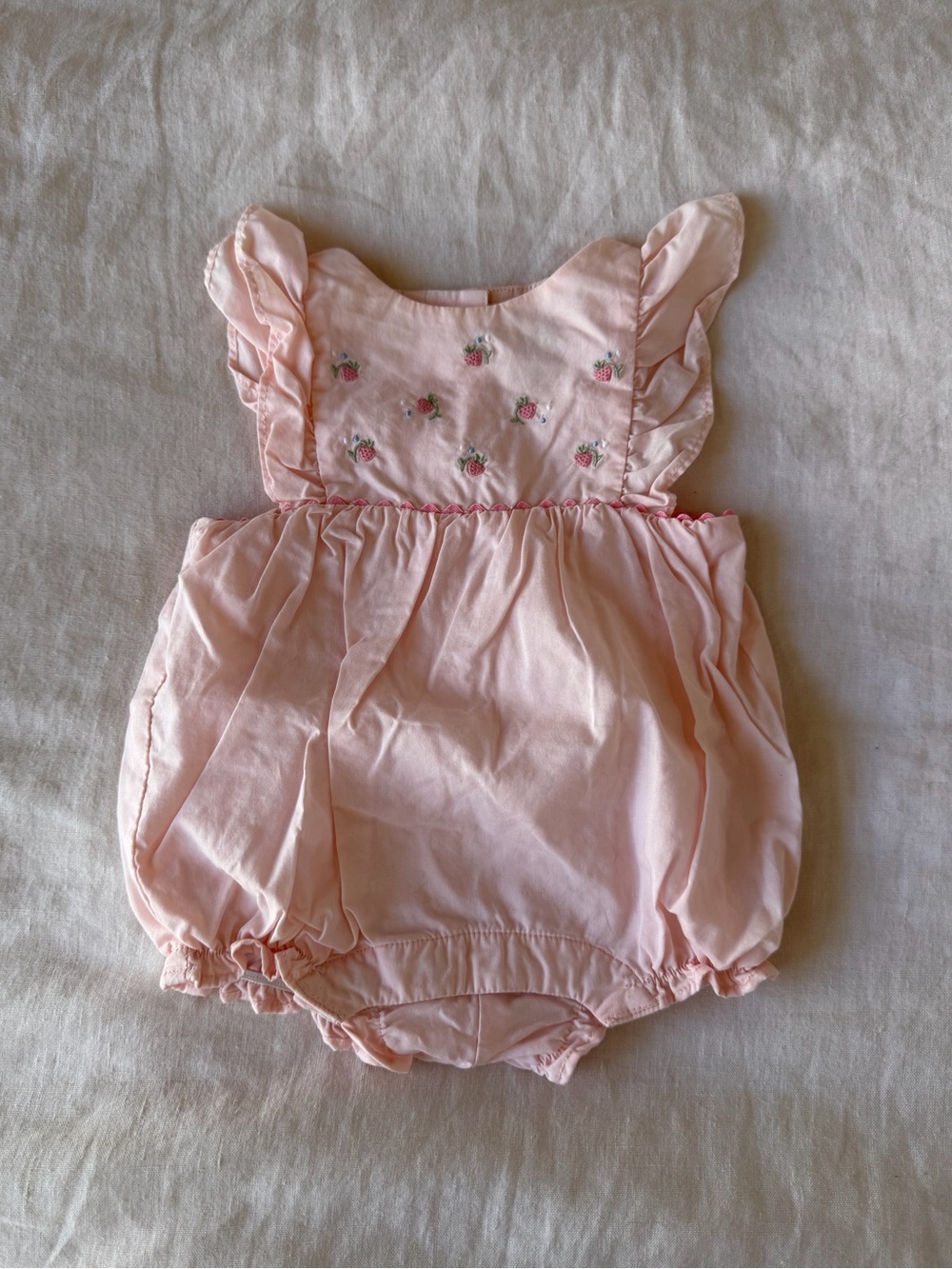 Janie and Jack Infant Girl Strawberry Embroidered Romper 0-3 Months